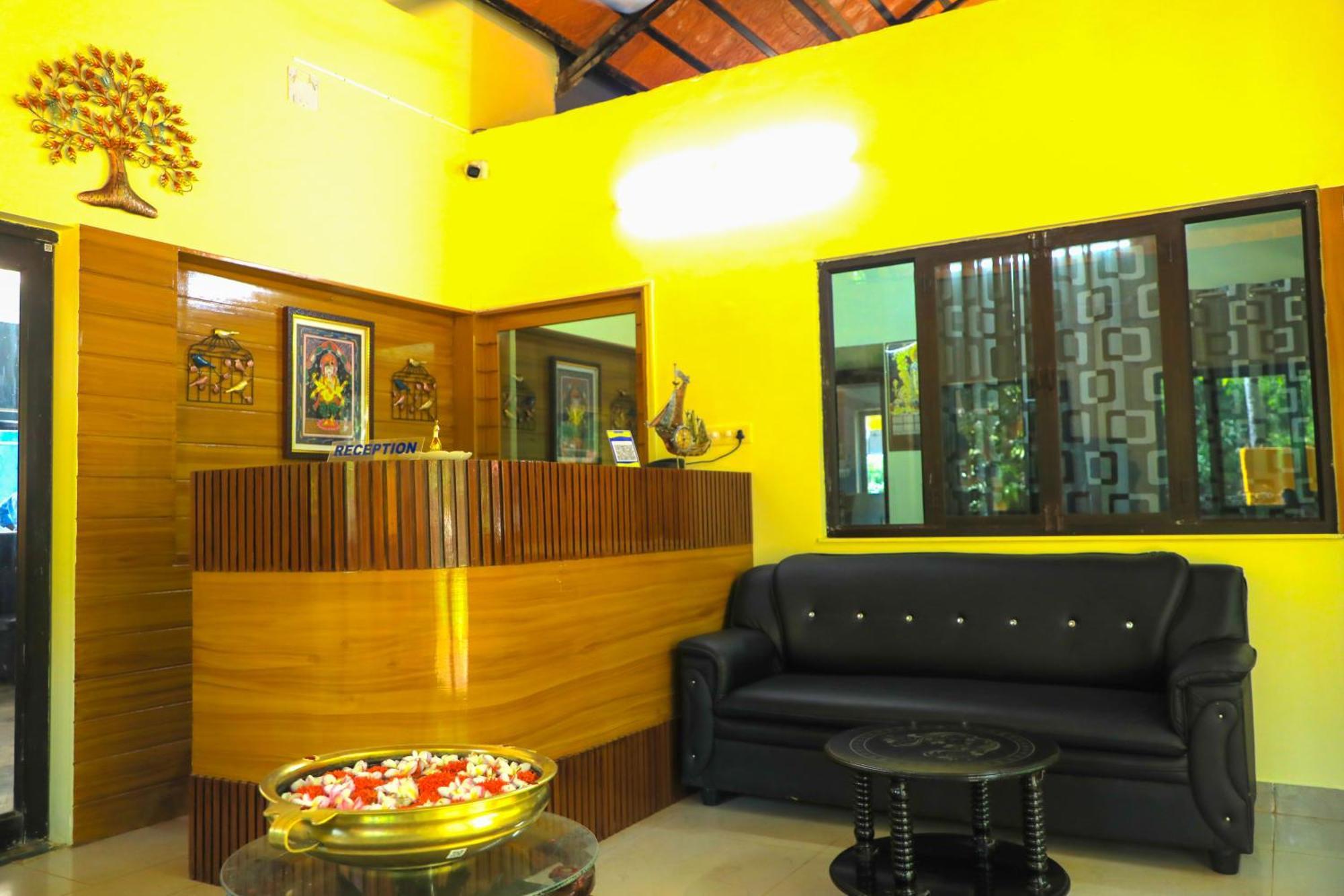 Auro Wellness Castle Hotel Pondicherry Luaran gambar